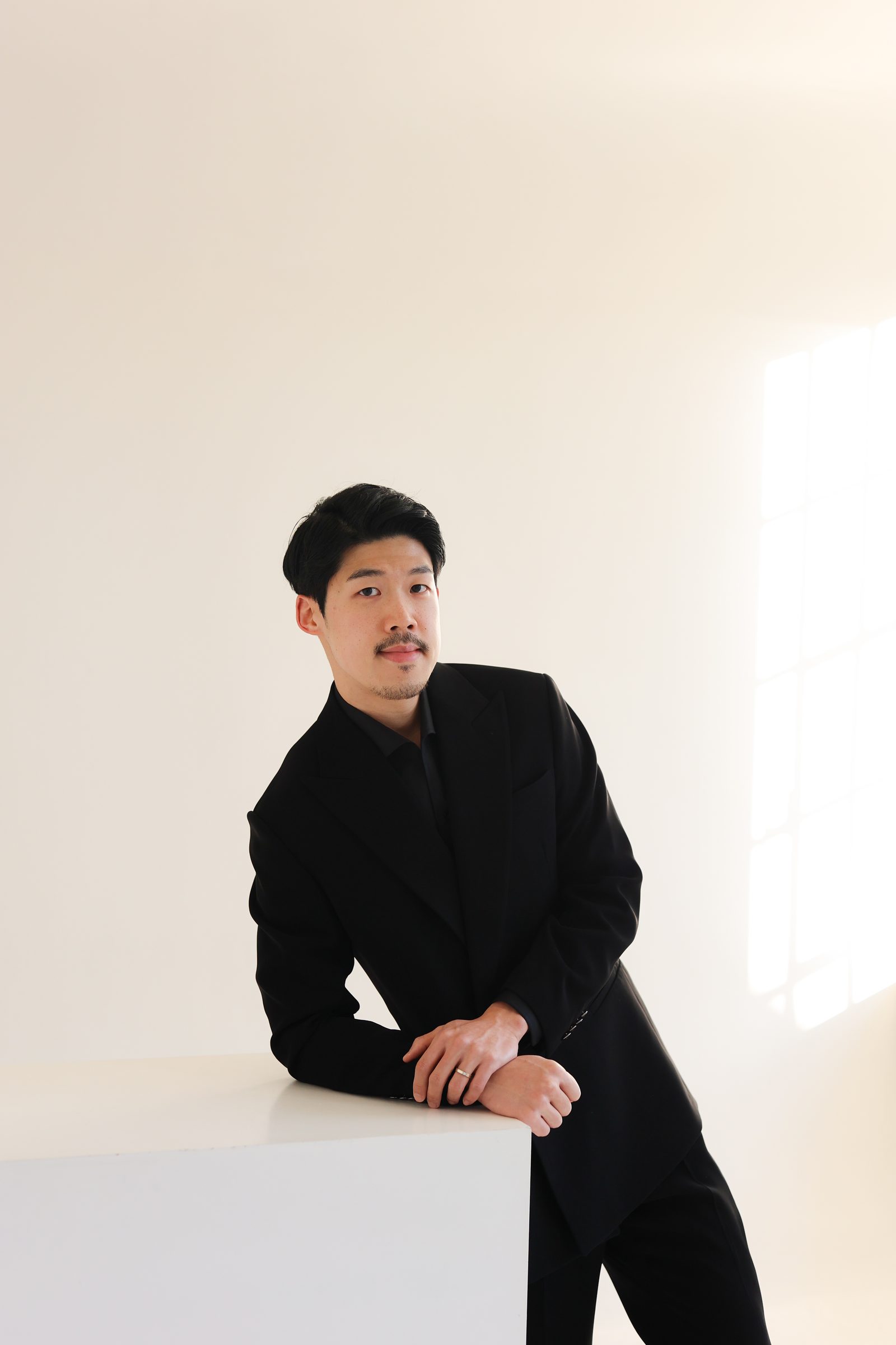 Minseok David Kang, bass